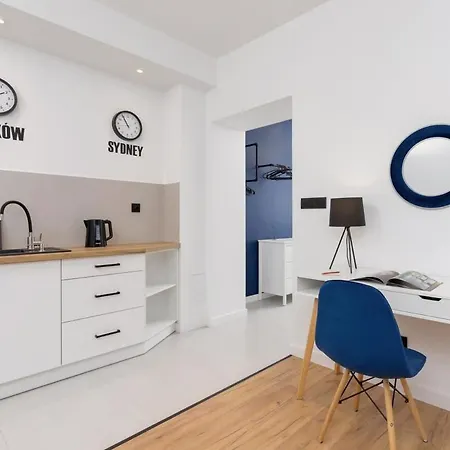 Cracow Starowislna By Renters